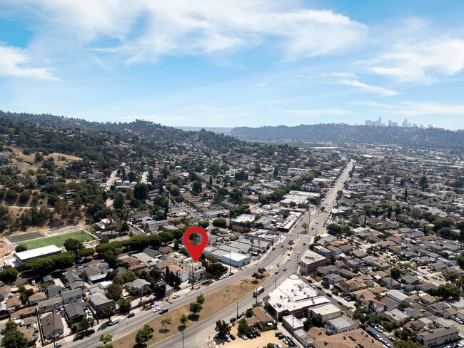 Building Photo - 3564- 3566 Eagle Rock Blvd Los Angeles, CA...