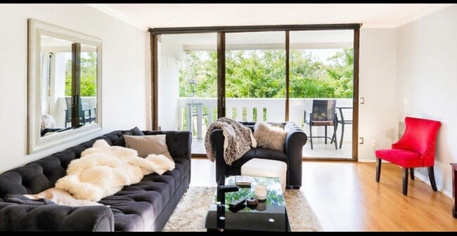 Building Photo - 6101 Edsall Rd