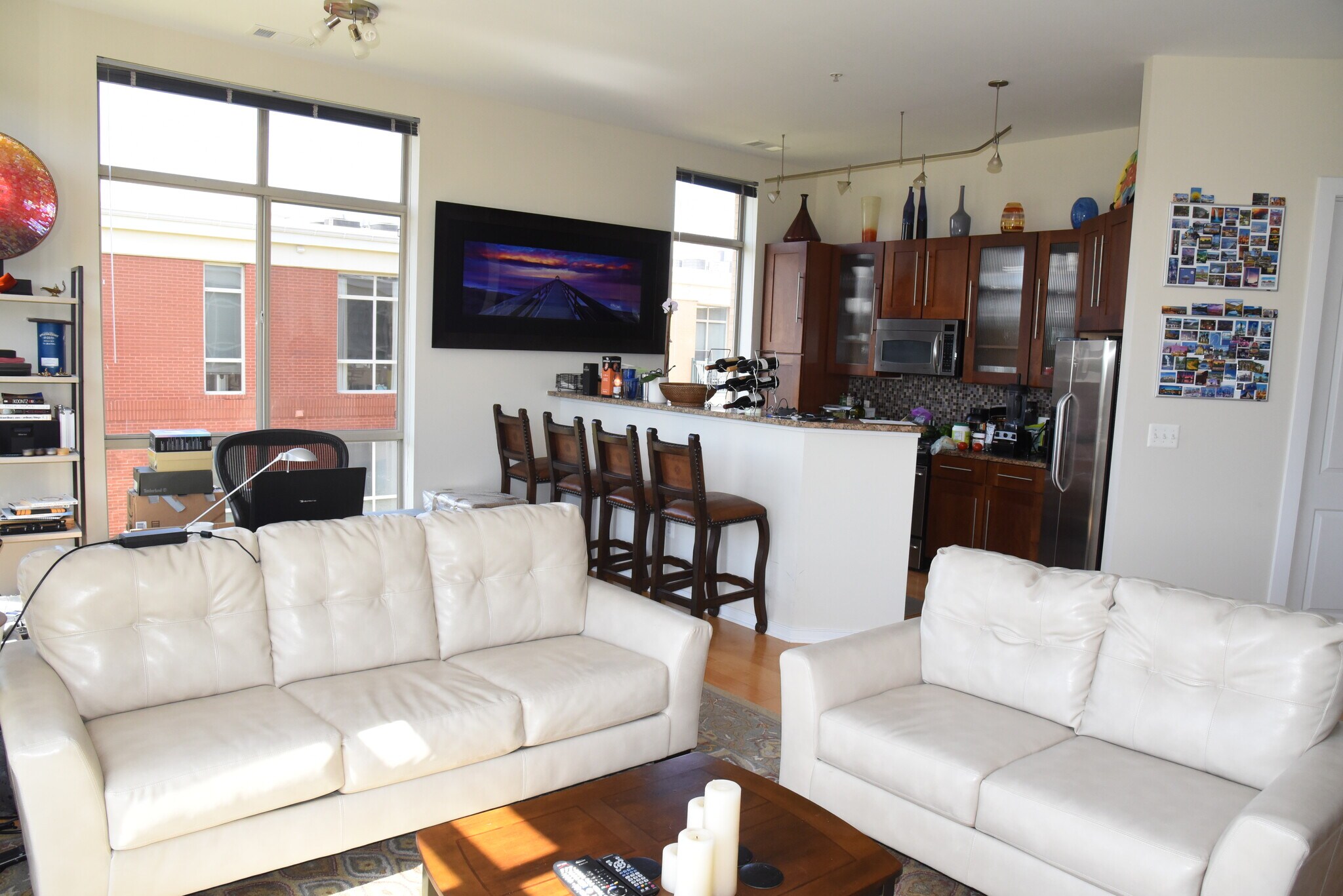 Living Room and Kitchen - 2200 N Westmoreland St