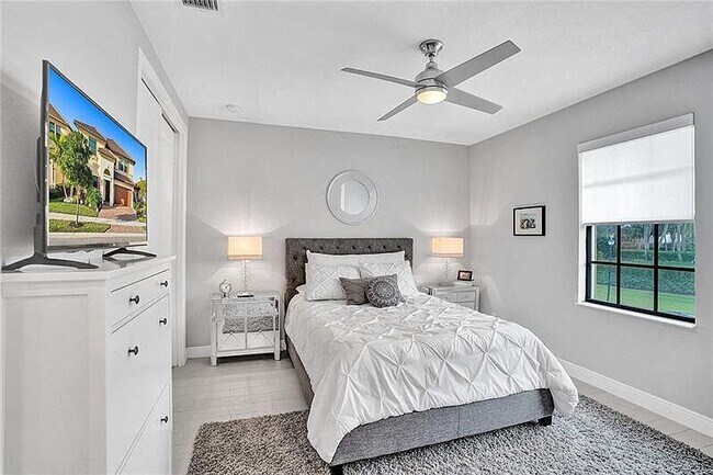 Building Photo - 11720 Waterway Cir