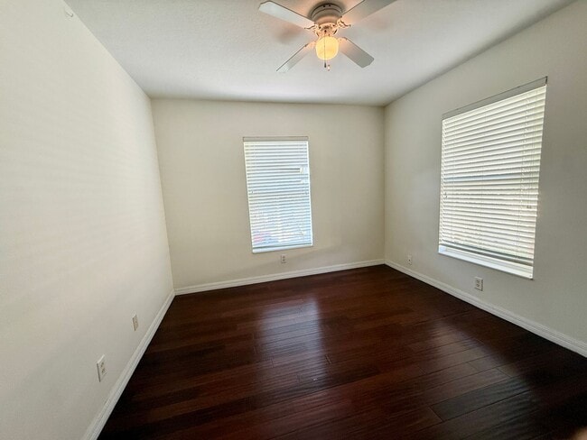 Building Photo - Coquina Key Townhomes Gated community 3/2.5