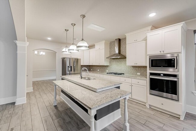 Building Photo - 305 Coniglio Cv