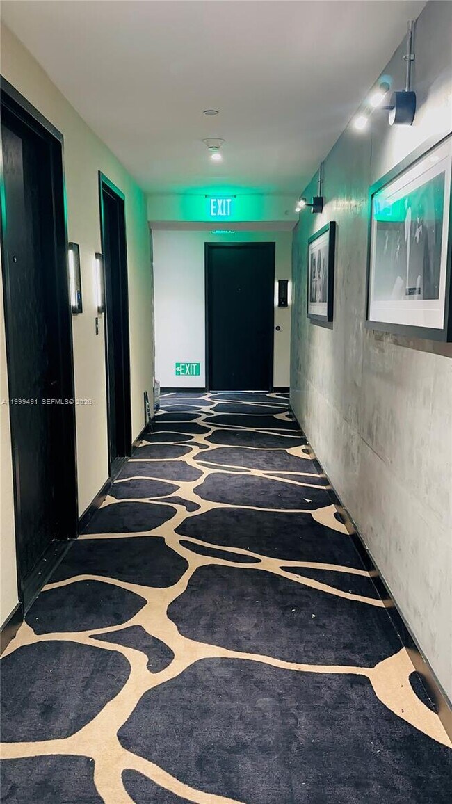 Building Photo - 20 NE 11th St