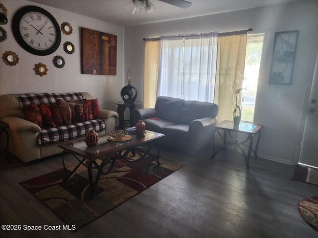 Building Photo - 1066 Galty Cir NE