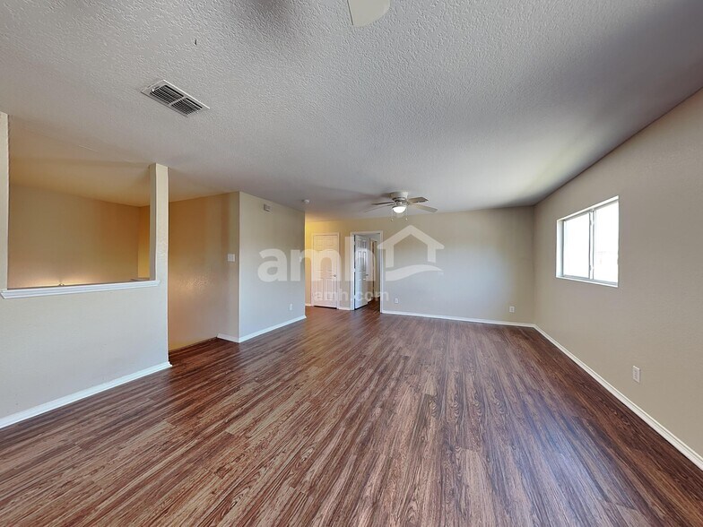 Building Photo - 12803 Salerno Way