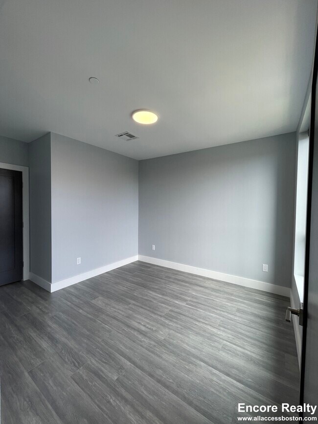 Building Photo - 365 Western Ave