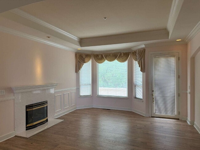 Building Photo - Morgan Hill Foothills Home