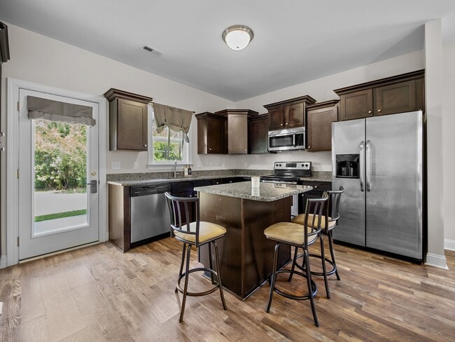 Building Photo - 4039 Hunters Trail