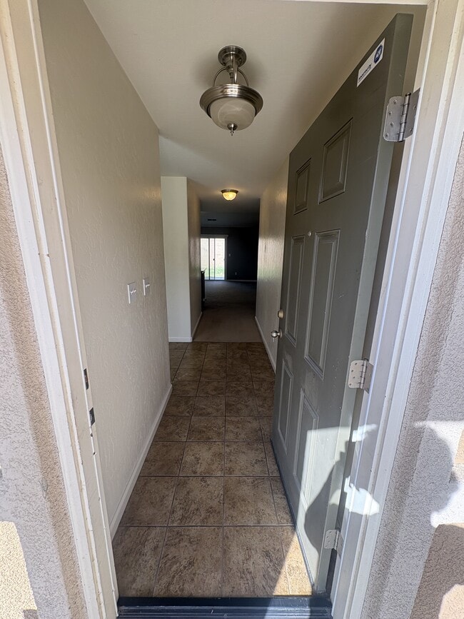 Building Photo - 3431 N Linda Vista St