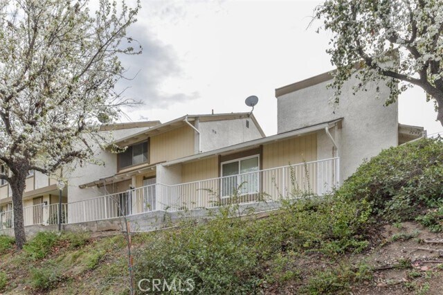 Building Photo - 2057 Dacian Dr S