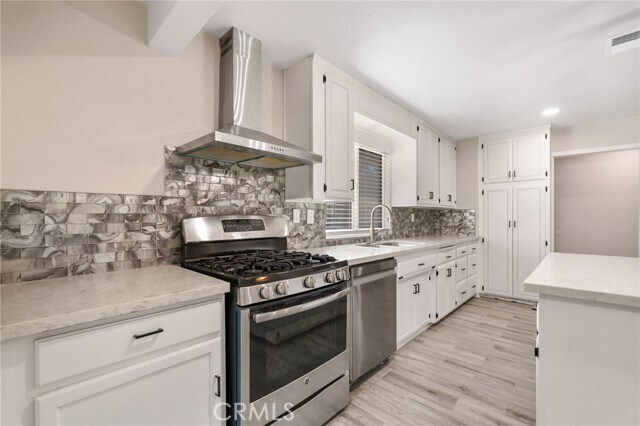 Building Photo - 7420 Ivy Ln