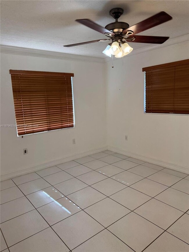 Building Photo - 445 SW 78th Pl