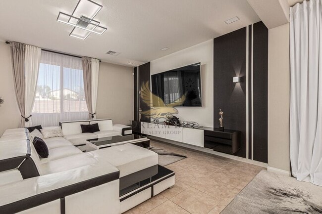 Building Photo - 10178 Blacktail Hill Ct