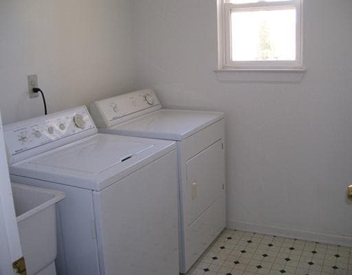 Building Photo - 2341 Timbercrest Ct