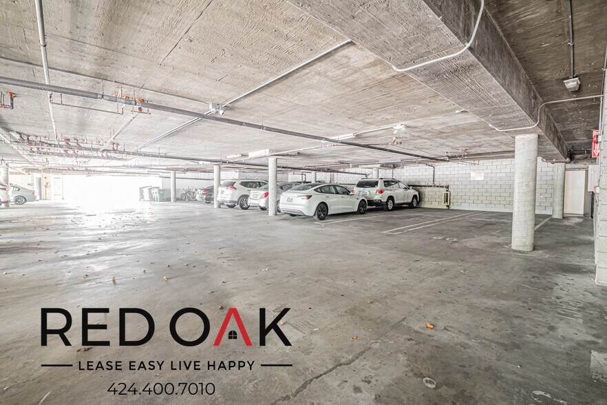 Building Photo - 2724 Abbot Kinney Blvd