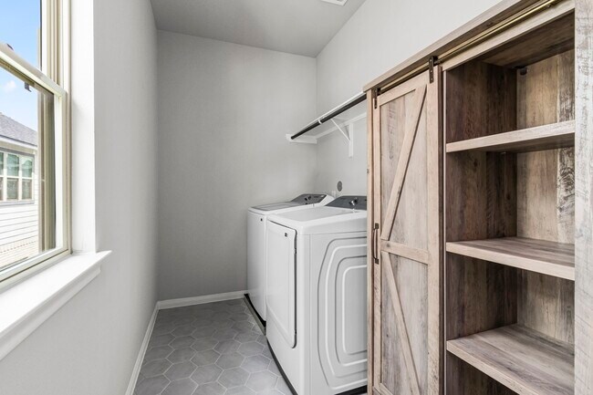 Building Photo - 31130 Mahogany Fir Trl