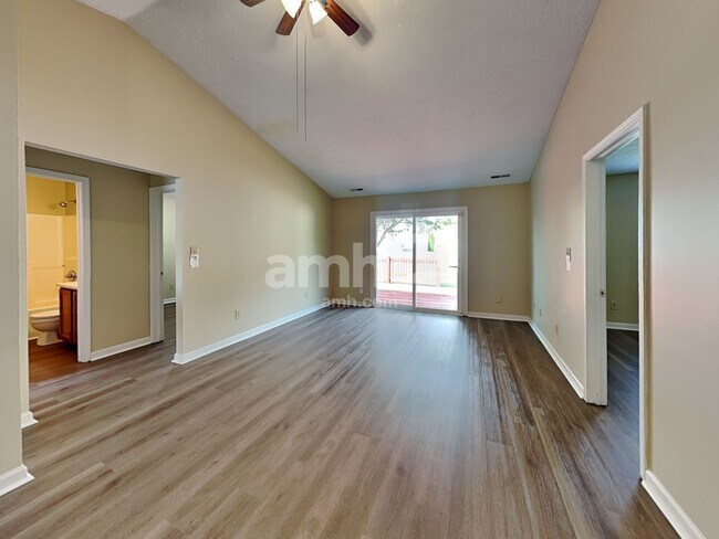 Building Photo - 1510 Millridge Dr