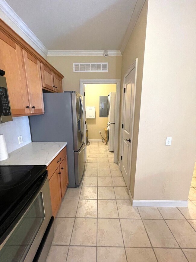 Building Photo - Fully-Furnished 3 Bedroom Condo in Smithton Crossing - Perfect for Traveling Professionals!