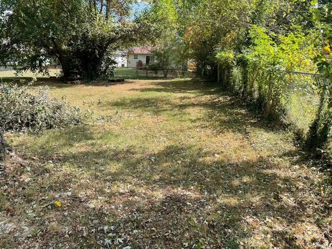 Building Photo - Cute house north Springfield