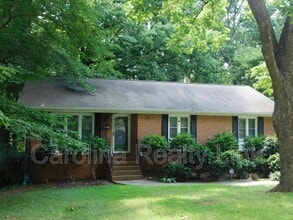 Building Photo - 6300 Candlewood Dr
