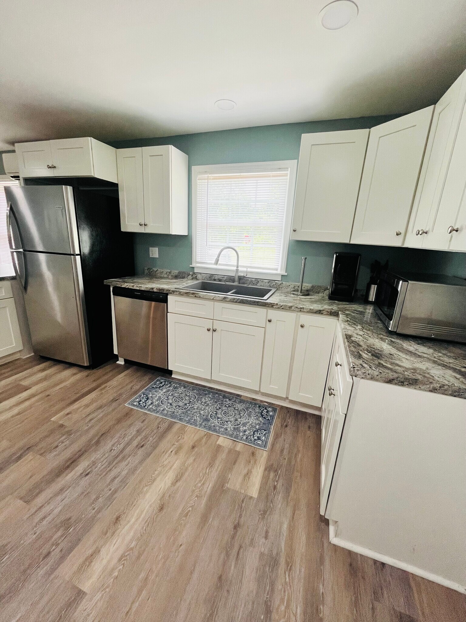 Building Photo - 305 Starnes Cove Rd