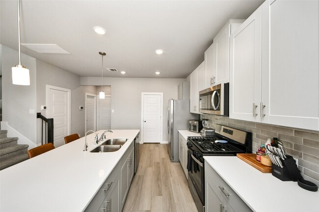 Building Photo - 14810 Slow River Ave