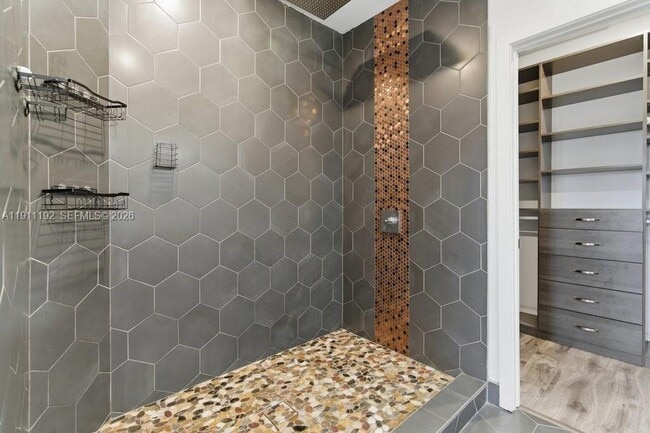 Building Photo - 913 NW 45th Terrace