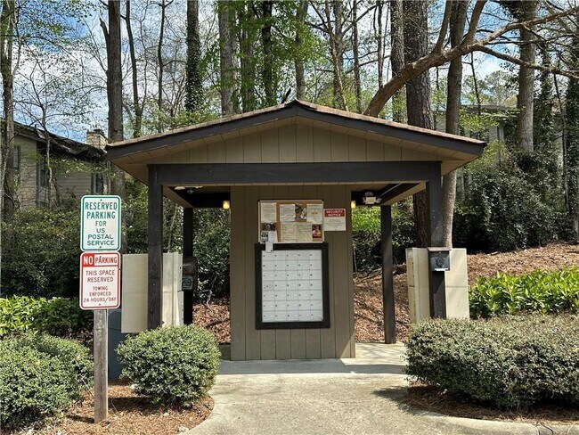 Building Photo - 303 River Run Dr