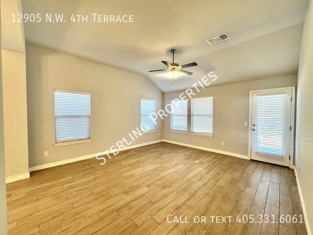 Building Photo - 12905 NW 4th Terrace