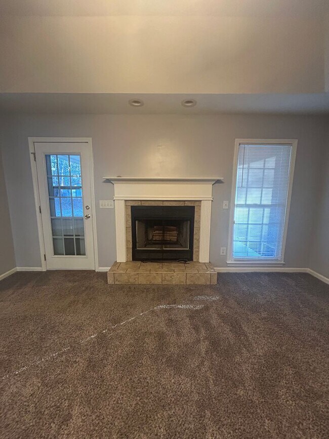 Building Photo - NORTH COLUMBUS