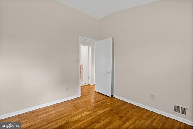 Building Photo - 1602 Woodmoor Ln