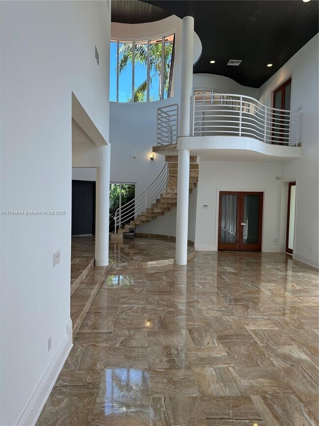 Building Photo - 10600 SW 69th Ave