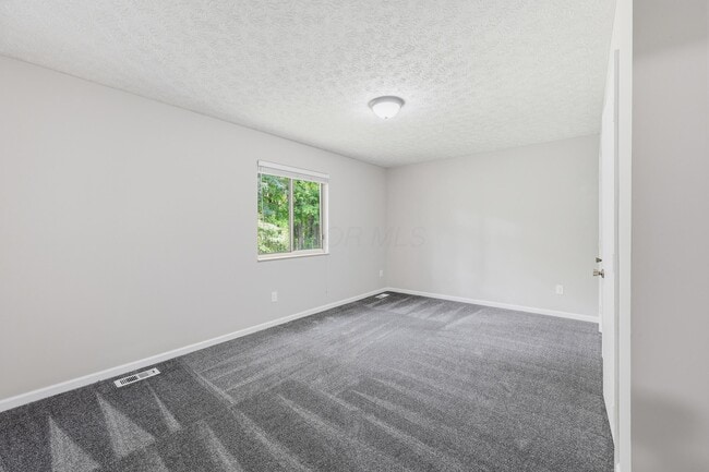 Building Photo - 205 Brownsfell Dr
