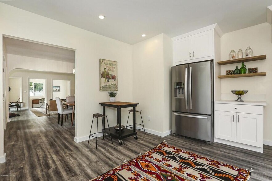 Building Photo - 75 W Tremont St