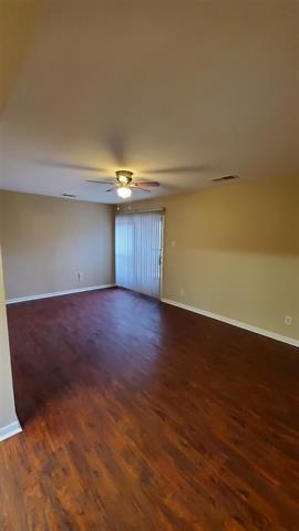 Building Photo - 1108 S Valentine Dr