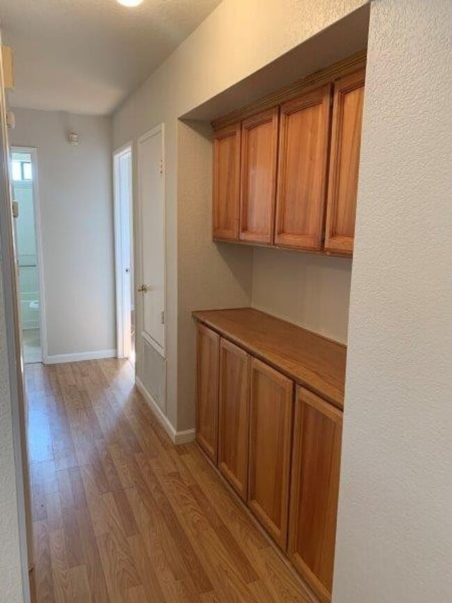 Building Photo - 8228 Bluehaven Ct