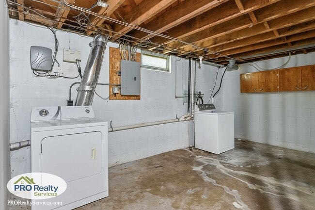Building Photo - 3 Bedroom Home in New Prague