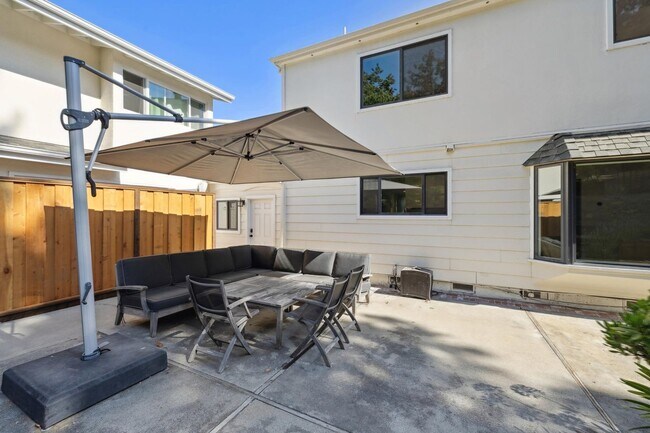 Building Photo - Elegant Two-Story Home with Backyard Oasis...