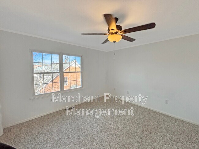 Building Photo - 101 Pendleton Ct