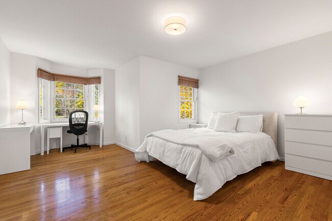 Building Photo - 60 Havilands Ln