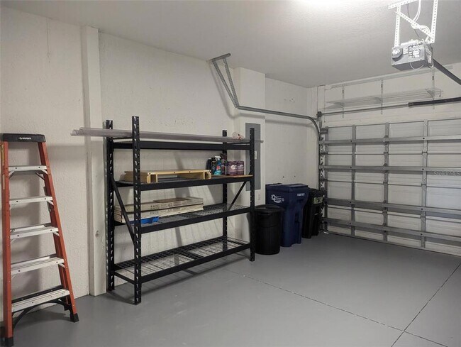 Building Photo - 4115 63rd Terrace E