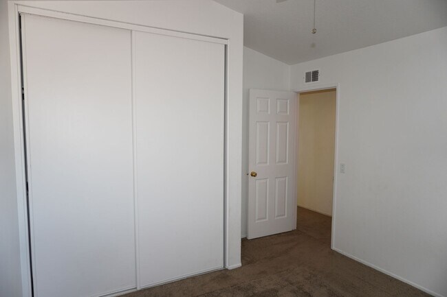 Building Photo - 25955 La Barca Rd