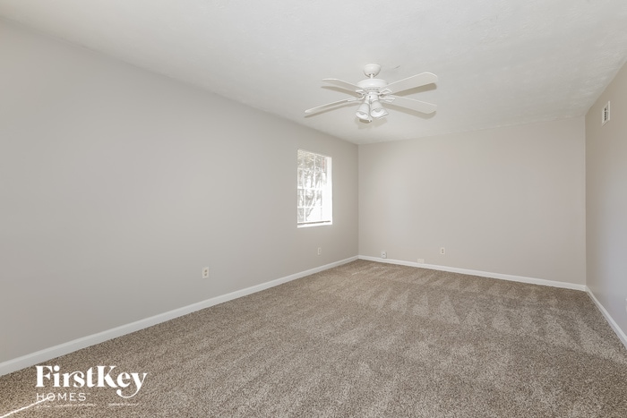 Building Photo - 8822 Ashwood Dr