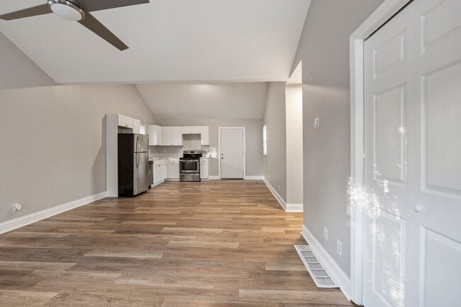 Building Photo - We Bringing Affordable Back - Intown Living - Voucher Approved!