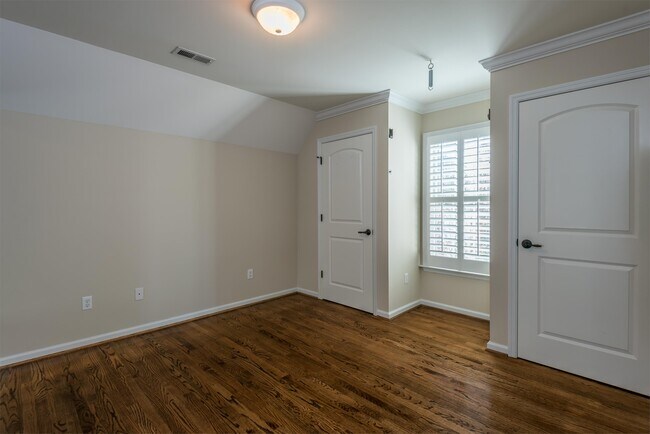 Building Photo - 1809 Abbey Wood Ln