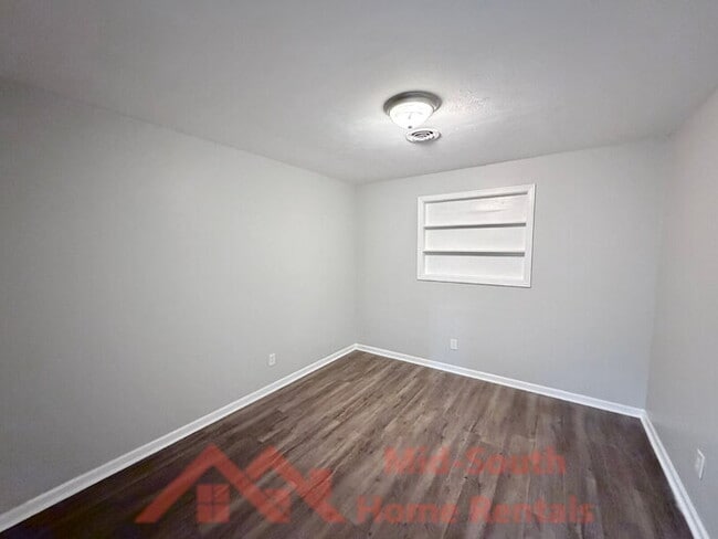 Building Photo - 5119 Horn Lake Rd