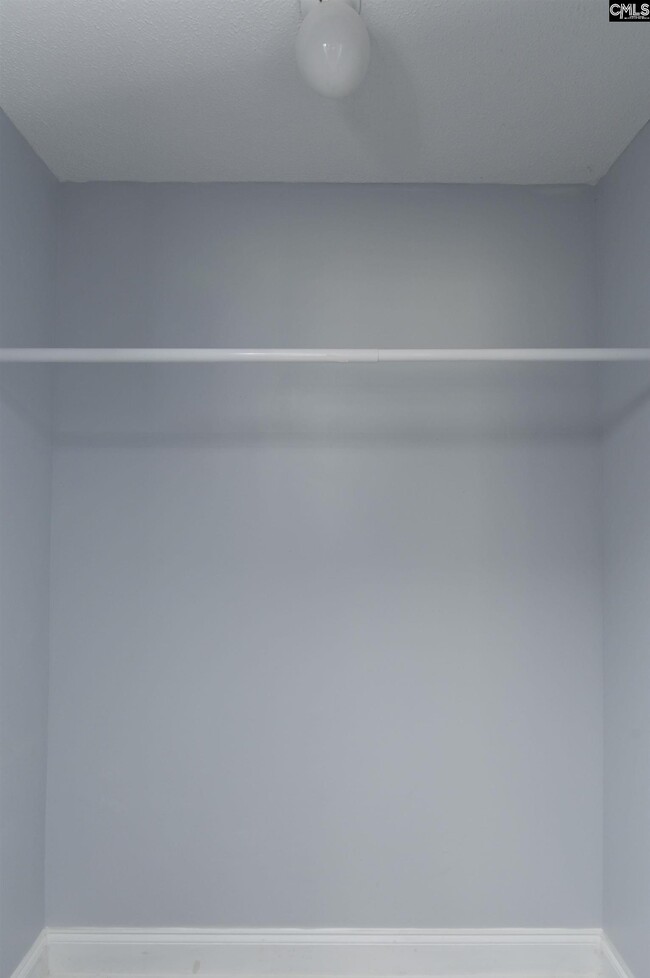 Building Photo - 509 Burnside Dr