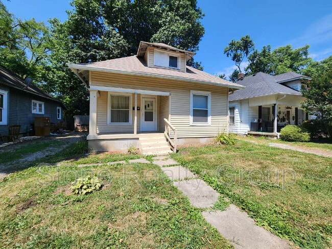 Primary Photo - 1465 S 21st St