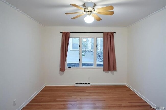 Building Photo - 734 N Monroe St