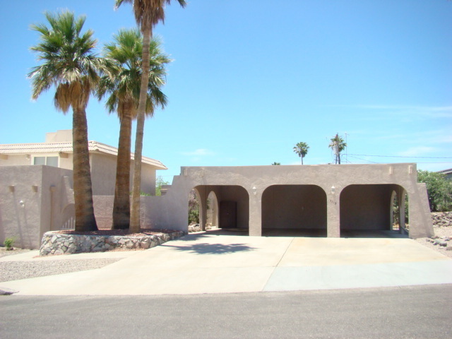 Building Photo - Reduced price. Call for a showing (928) 45...